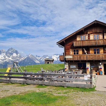 Almgasthaus Glocknerblick Гросскірхгайм Екстер'єр фото